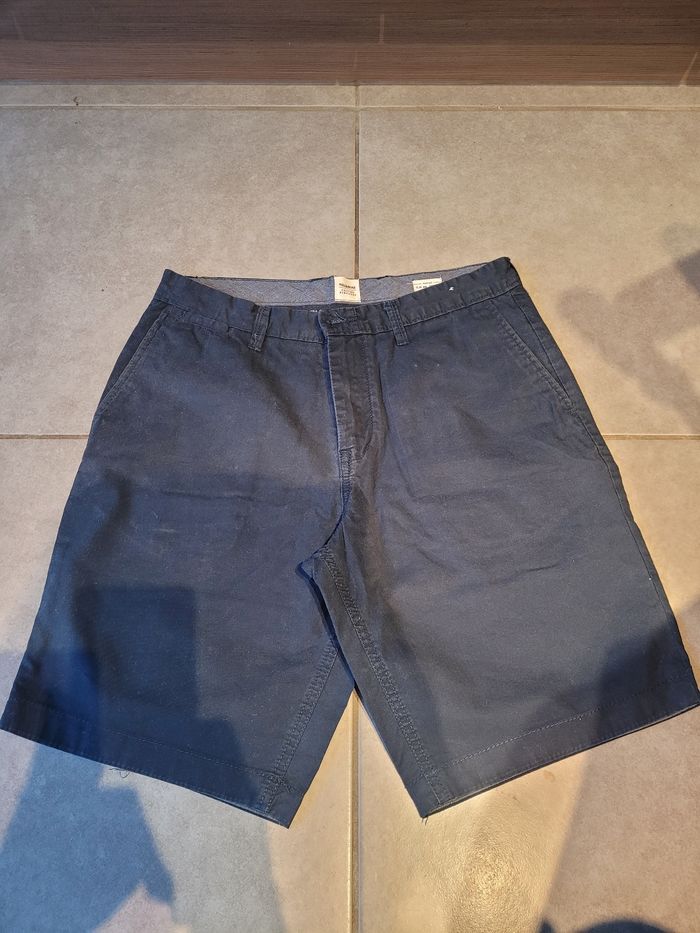 Short bleu Taille 40