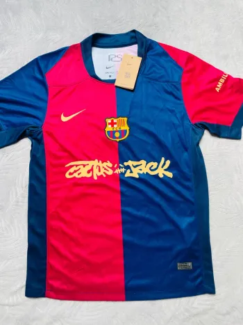 Maillot concept foot Barça bleu rouge Travis Scott taille S