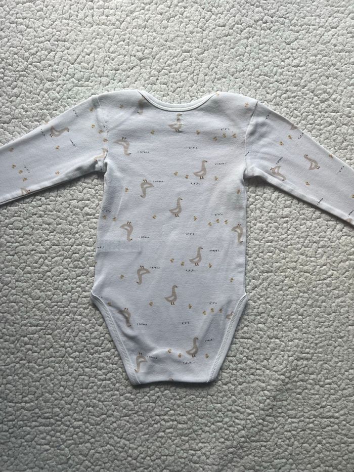 Lot de 3 bodies blancs motifs oies taille 18 mois Tex - photo numéro 7