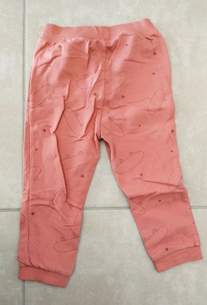 Lot de 2 pantalons /  joggings 36 mois - photo numéro 3