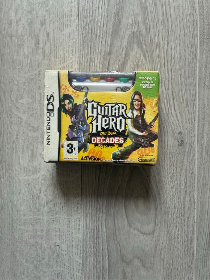 Jeu Nintendo ds guitar hero decades neuf sous blister