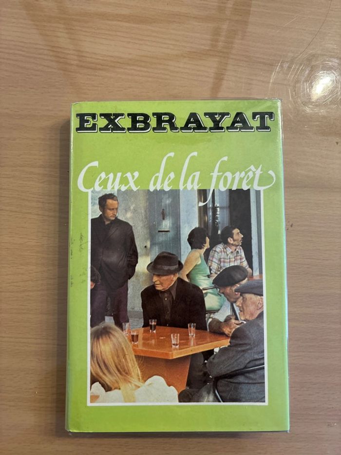 Livre exbrayat ceux de la forêt très bon  état