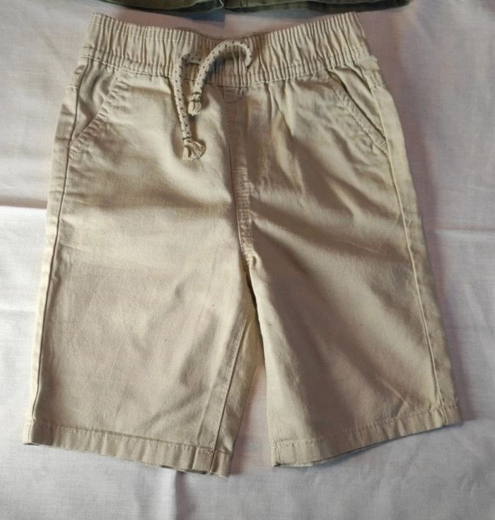 Bermudas shorts 18/24 mois - photo numéro 2