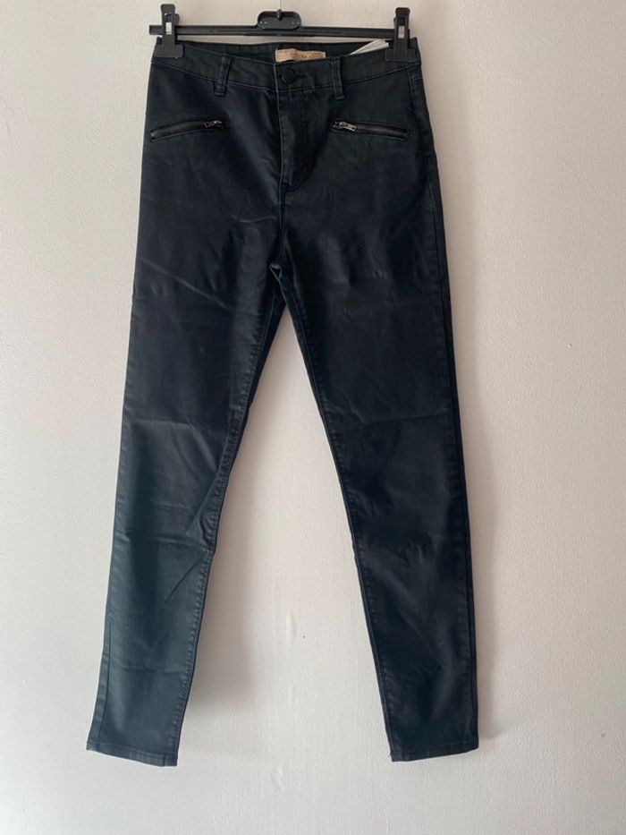 Pantalon noir skinny T38