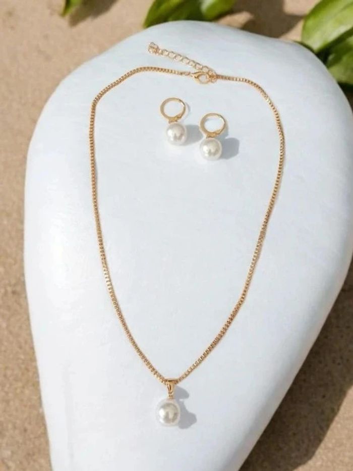 Magnifique parure collier et boucles d'oreilles, perles blanches nacrées, neuf