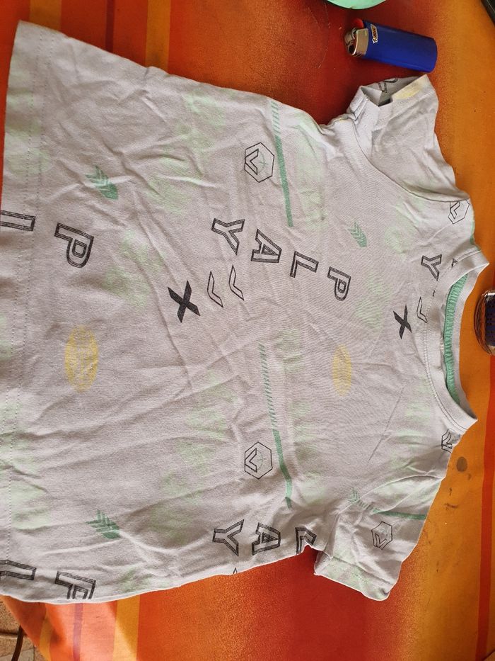 Tee shirt