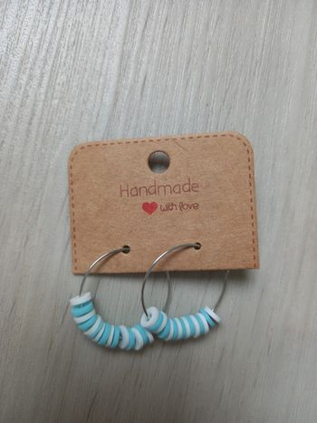 Boucles d'oreilles annaux turquoise-blanc neuf fait main