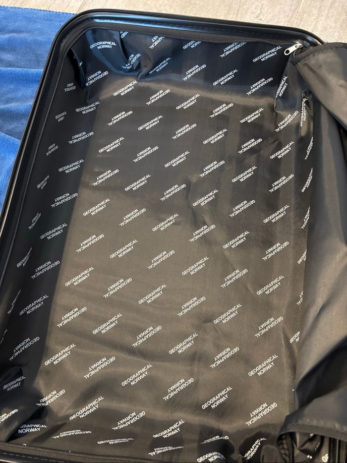 Lot de 3 valises rigides Geographical Norway - photo numéro 10