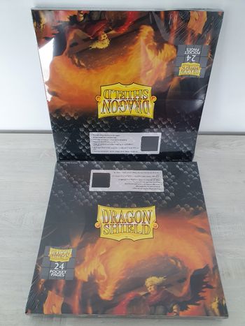Lot de 2 paquets de 50 feuilles de classeur 24 pocket Dragon Shield Clear Noir