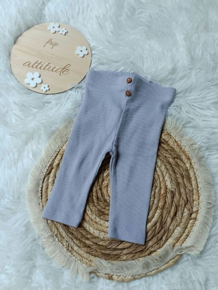 Legging fille 1 mois comme neuf