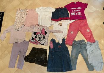 Lots vêtements fillette 24 mois