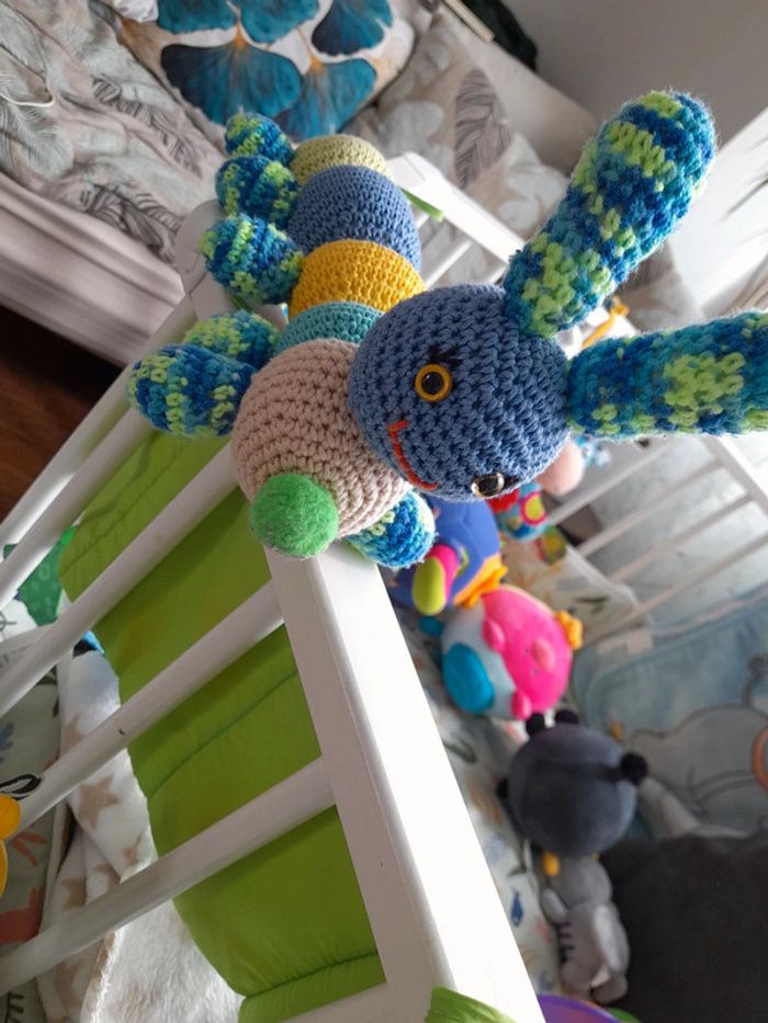 Chenille crochet neuve