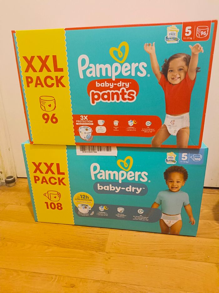 Lot de Couches Pampers taille 5