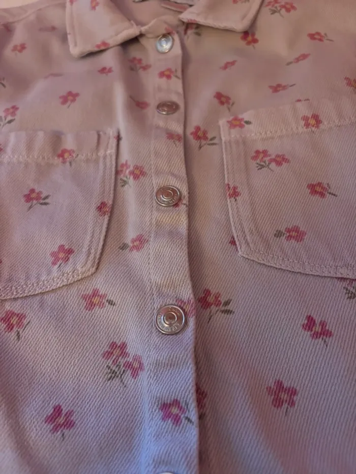 Chemise en jeans rose fleurs ZARA 4-5Y/110cm - photo numéro 4
