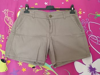 Short camaieu beige 38