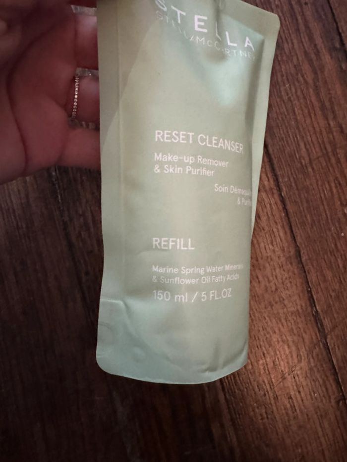 reset cleanser, démaquillant purifiant Stella McCartney 150 ml Neuf Valeur 30 euros - photo numéro 4