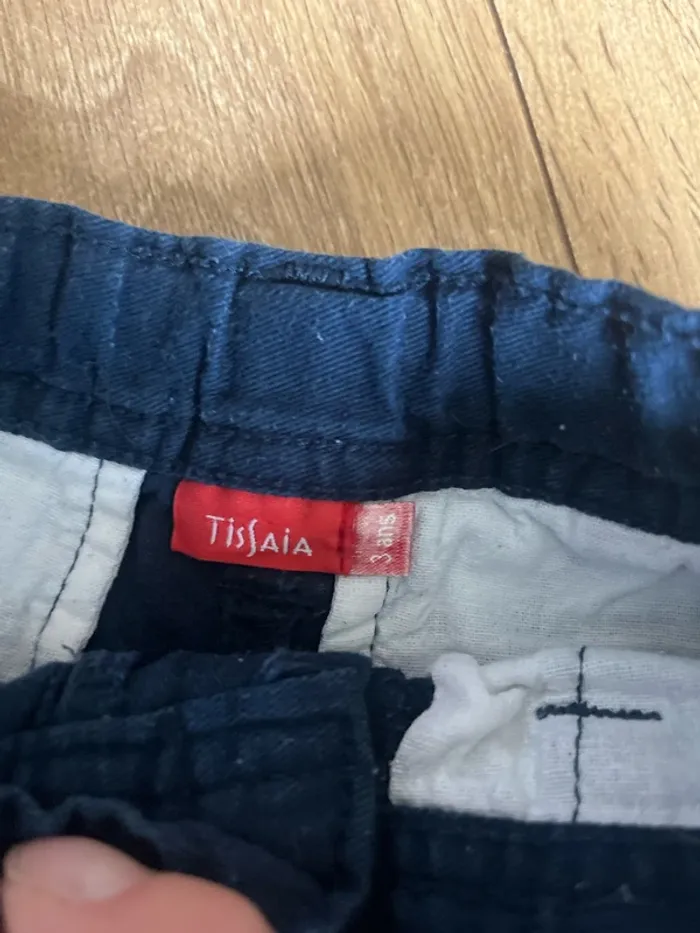 Short bleu - photo numéro 3