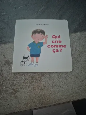 Qui crie comme ça ?