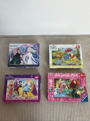 Lot de puzzle Disney