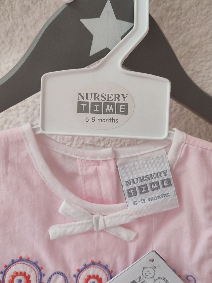 Lot de 2 robes - Rose pâle et blanc - 6/9 mois - Neuf - Nursery time - photo numéro 5