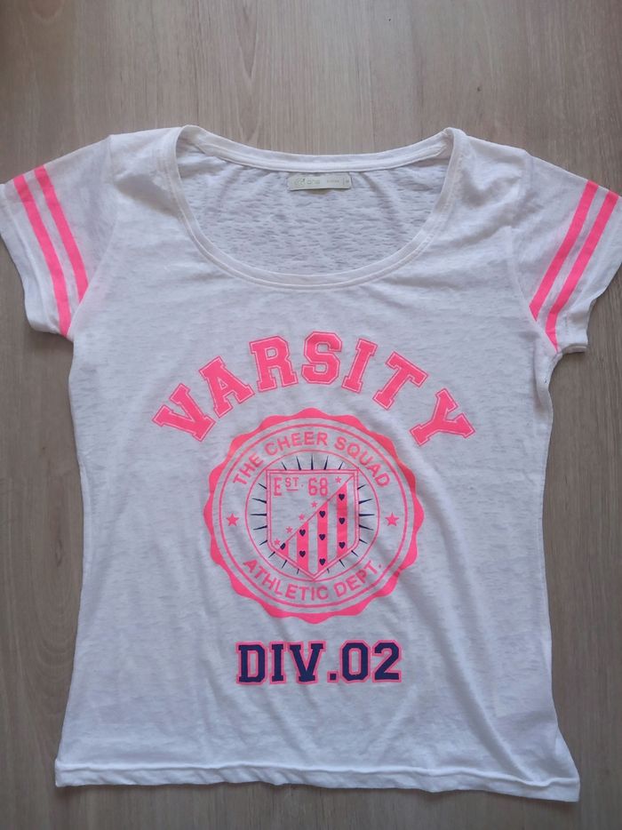 T-shirt MC blanc et rose T.38 Gémo