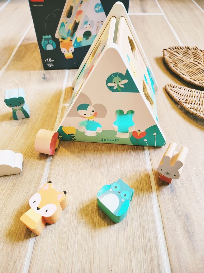 🦊 Pyramide boîte à formes/animaux à encastrer en bois marque Janod - photo numéro 5