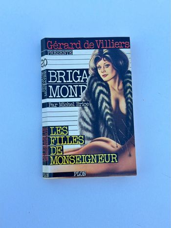 Livre - Les filles de monseigneur