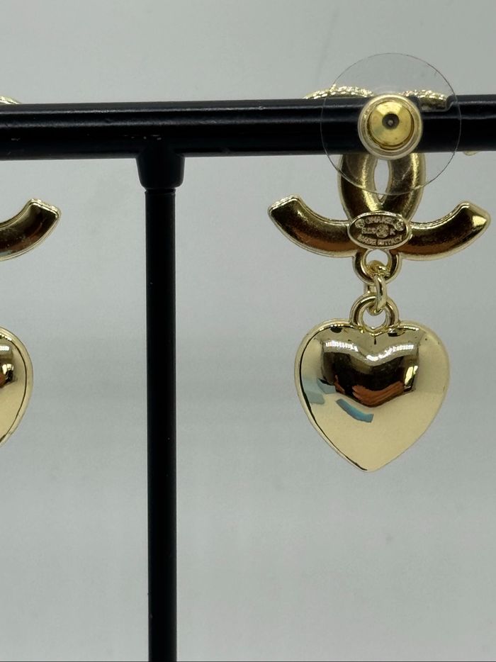 Boucles d’oreilles pendantes dorées zircone rose - photo numéro 5