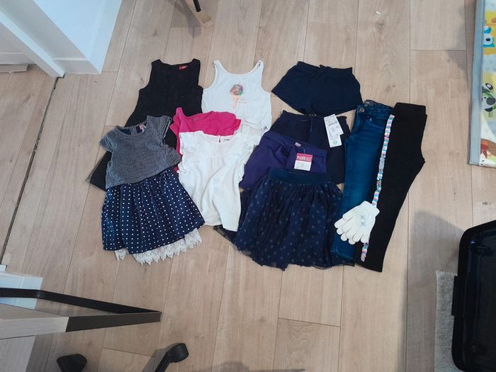 Lot fille 4 ans