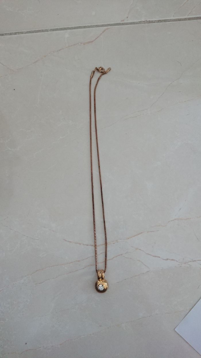 Collier doré - photo numéro 2