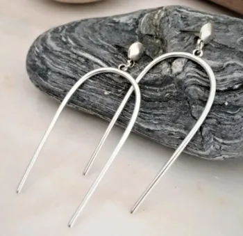 Boucles d'oreilles en U