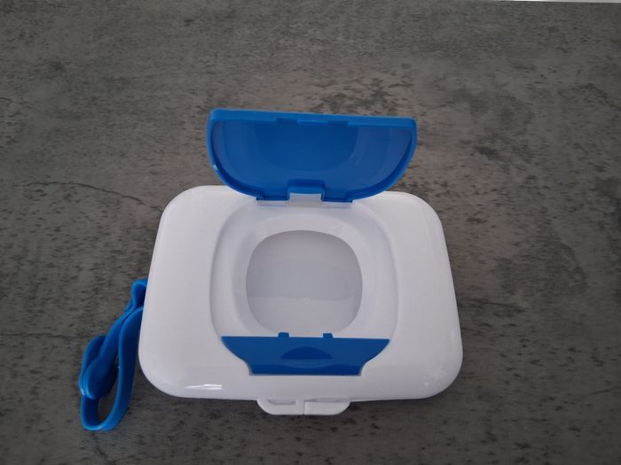 Boîte lingette humide - photo numéro 2