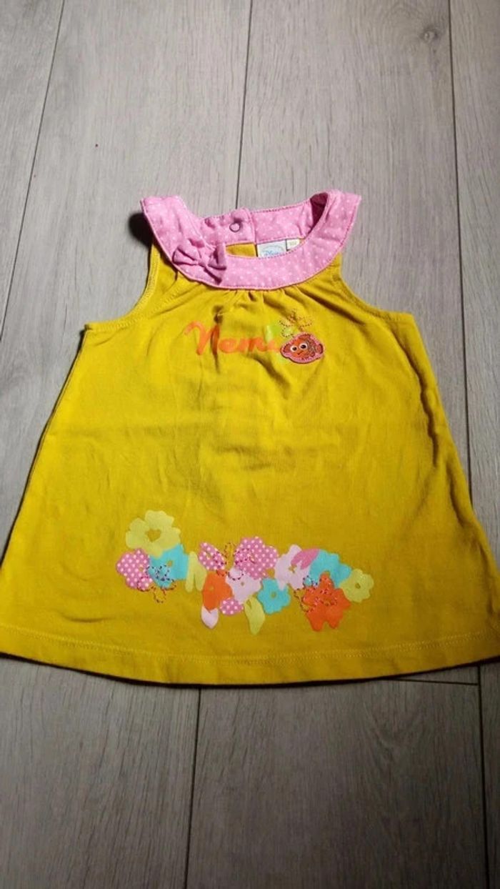 Robe némo Disney taille 6 mois
