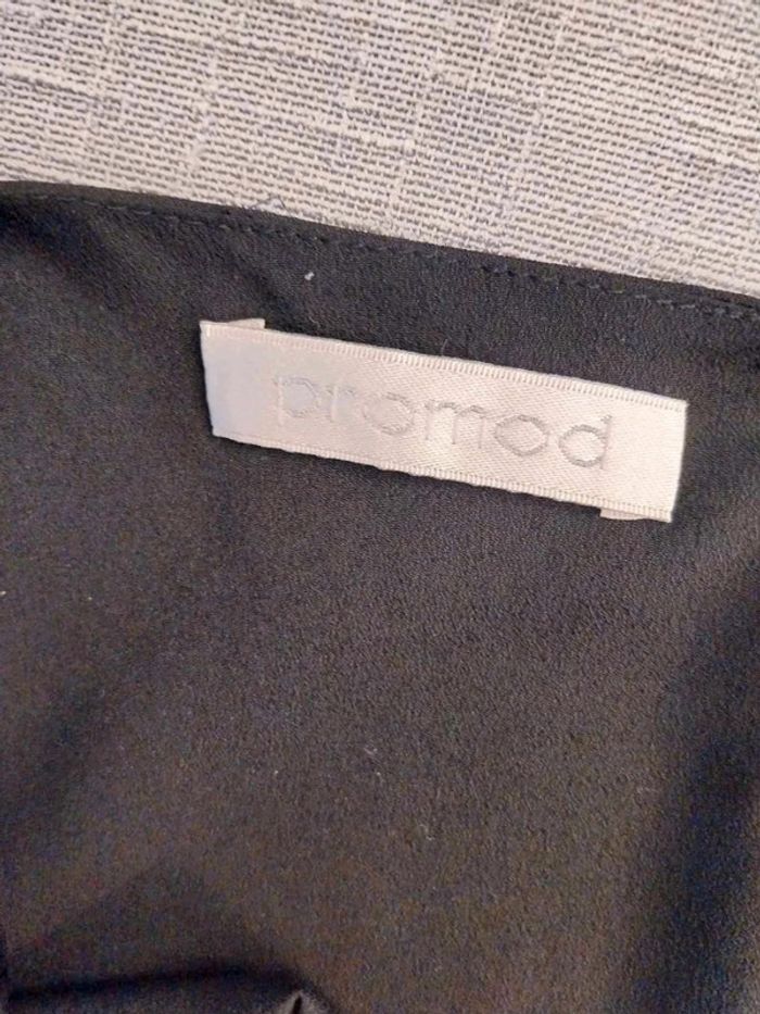 Robe fluide noire avec froufrou sur  le  bas  T 40 - photo numéro 5