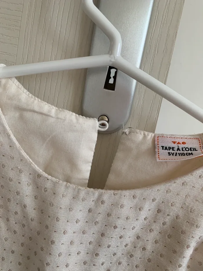 Robe blanche 5 ans - photo numéro 2