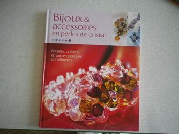 BIJOUX & ACCESSOIRES EN PERLES DE CRISTAL