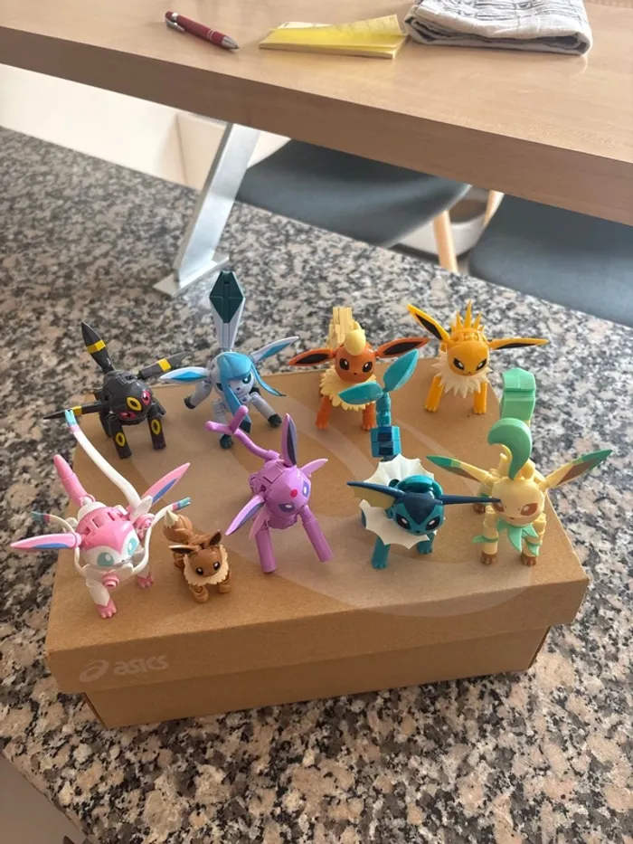 Pokémon coffret mega figurine lego evoli évolution - photo numéro 6