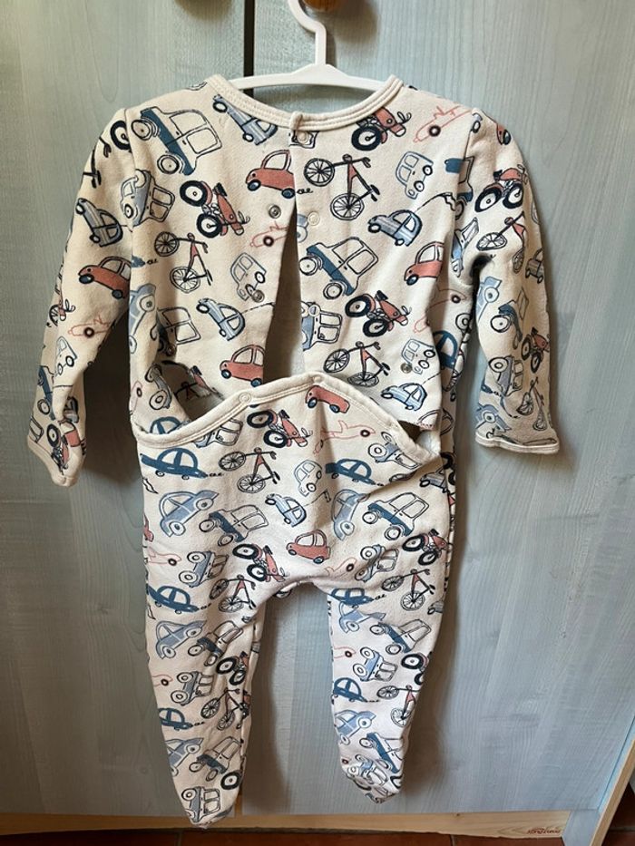 Pyjama voiture - photo numéro 3