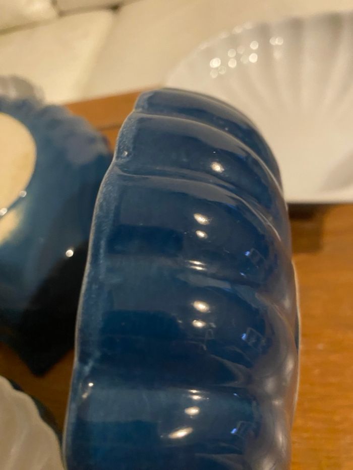 Lot 6 plats bleus et blanc en forme de coquille - photo numéro 2