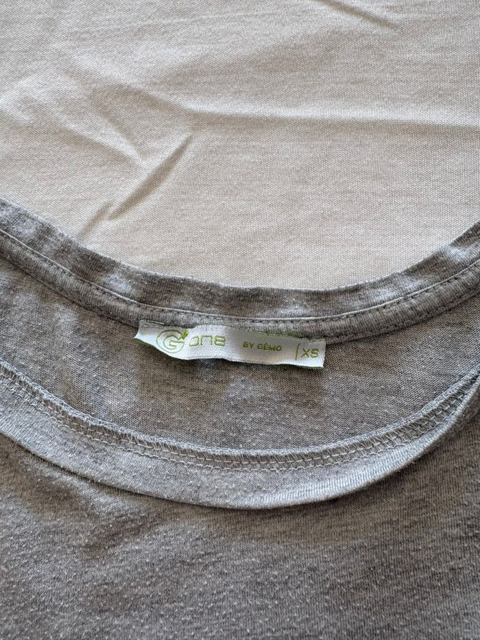 T-shirt femme/fille en taille XS - photo numéro 3