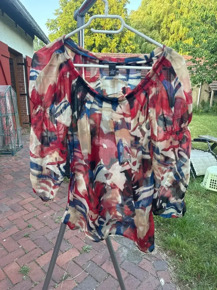 Jolie blouse taille M - photo numéro 2