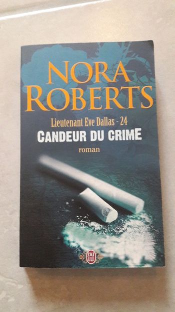 Lieutenant Eve Dallas candeur du crime 24