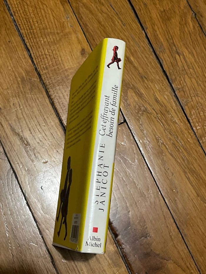 Livre Cet effrayant besoin de famille - photo numéro 3