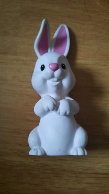 Figurine lapin disney blanc