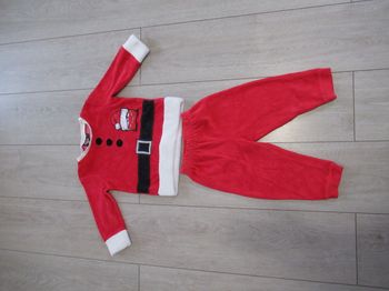 Pyjama rouge cars de noël en velours Disney Taille 24 mois