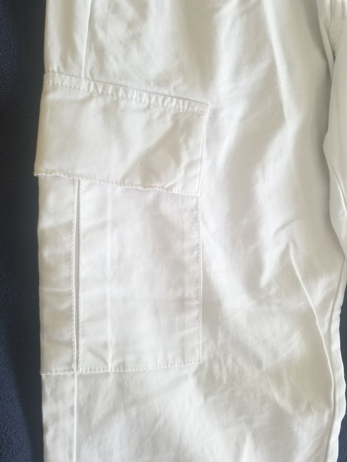 Pantalon cargo blanc - photo numéro 3
