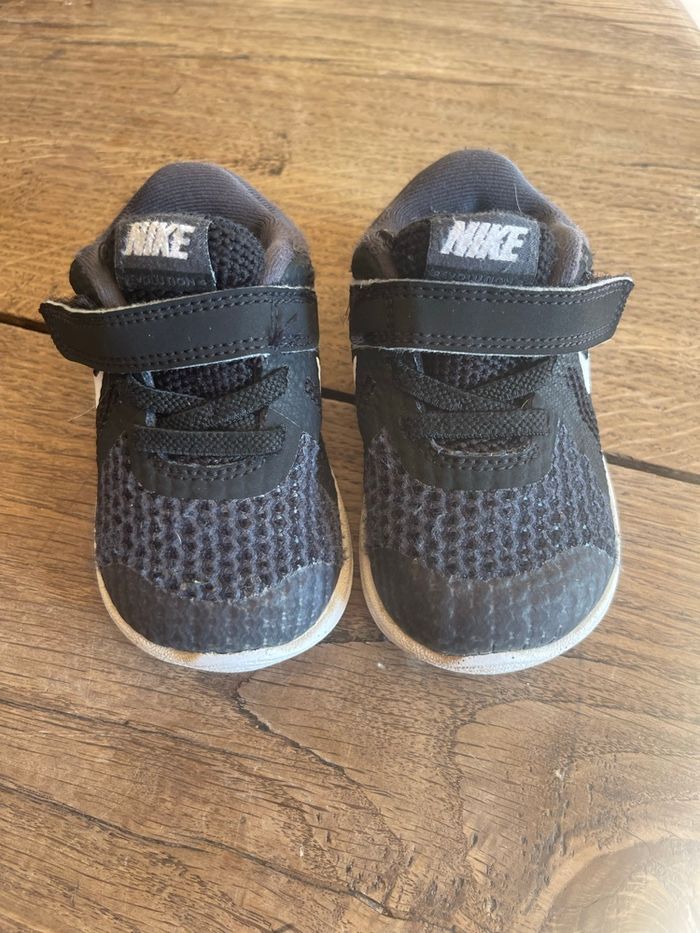 Basket Nike T19,5 - photo numéro 2