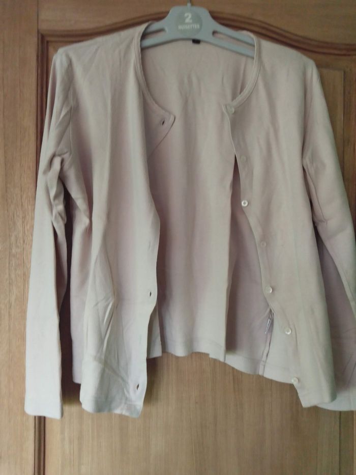 Gilet beige taille 40
