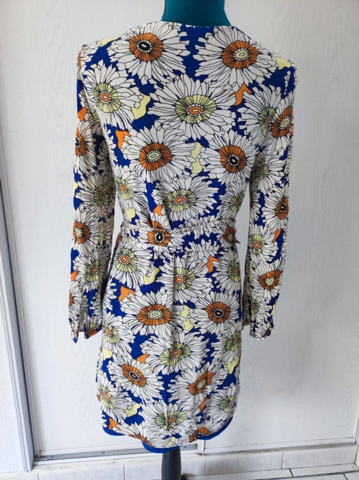Robe avec ceinture - photo numéro 4