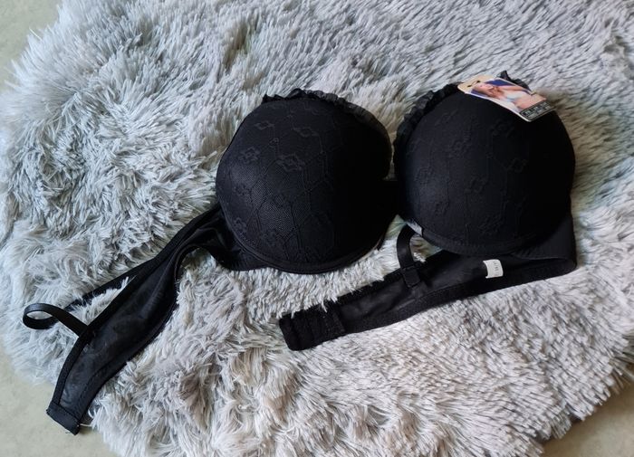 soutien gorge noir femme taille 100C - photo numéro 7